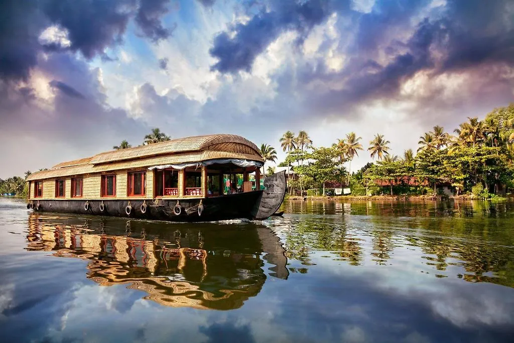 Hotel Pulickattil Houseboats Alappuzha 3*,